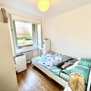  Séjour chez l'habitant Apparemment Lyon 2 Double Beds